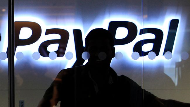 PayPal notifies 34942 users of data breach over credential stuffing attack